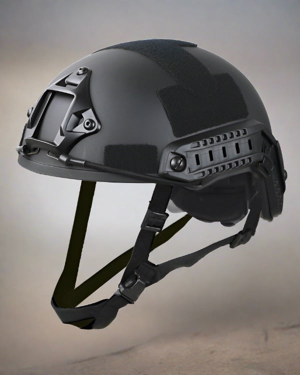 Fast Helmet replica with rails ( black )